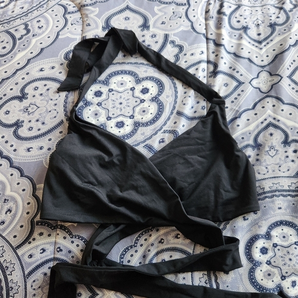 Athleta wrap bikini top size 34B/C - Picture 4 of 7